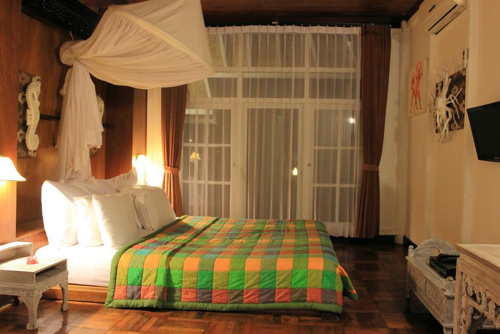 Hotel Gazebo Meno à Gili Meno Chambre photo