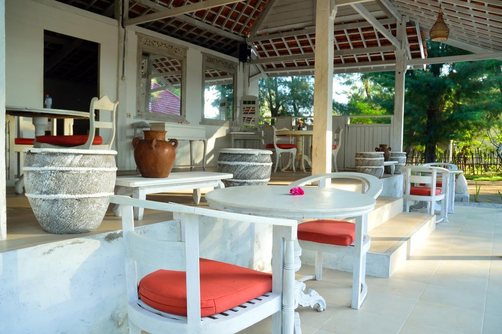 Hotel Gazebo Meno à Gili Meno Extérieur photo