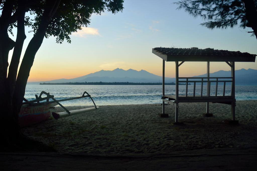 Hotel Gazebo Meno à Gili Meno Extérieur photo